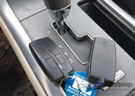 2009 Lincoln Mks from USA, damaged, VIN 1LNHM93RX9G610591